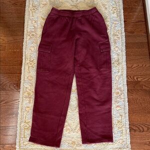 Aritzia Sumac Burgundy XS Cargo sweatfleece sweatpants Mega fit